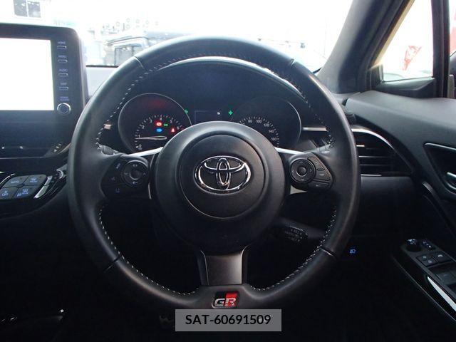 Toyota C-HR 2021-03 264272-13