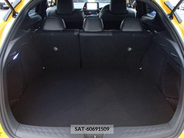 Toyota C-HR 2021-03 264272-11