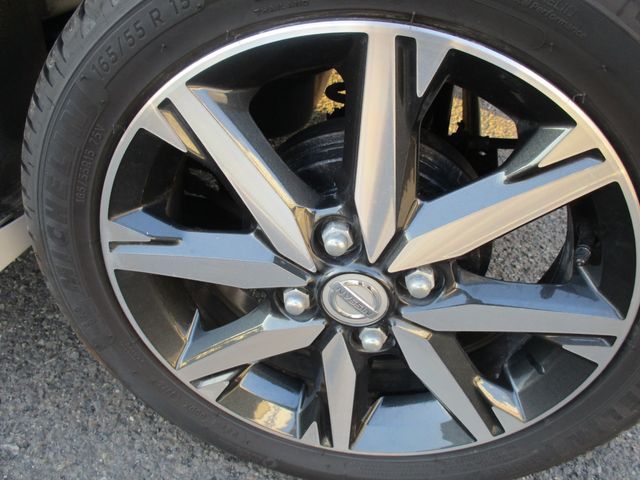 Nissan DAYZ 2017-10 193657-8