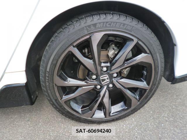 Honda CIVIC 2018-07 350087-17