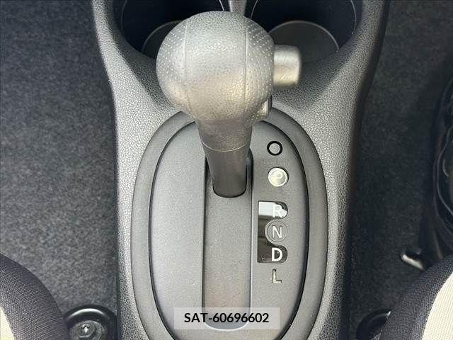 Nissan NOTE 2017-09 340924-27