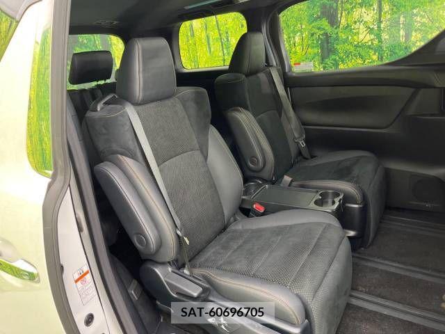 Toyota ALPHARD 2022-03 224178-9