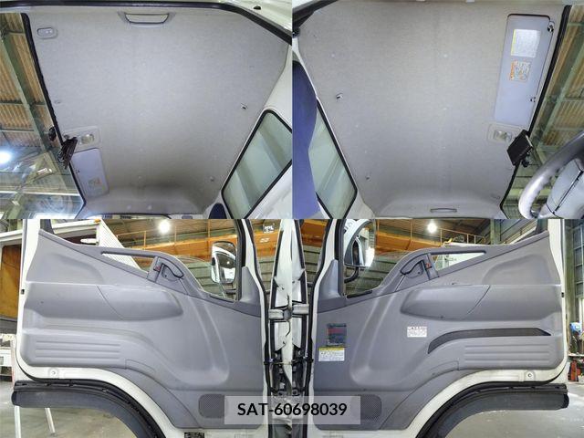 Mitsubishi CANTER 2010-12 201526-15