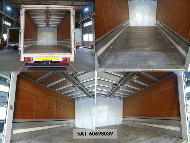 Mitsubishi CANTER 2010-12 201526-8