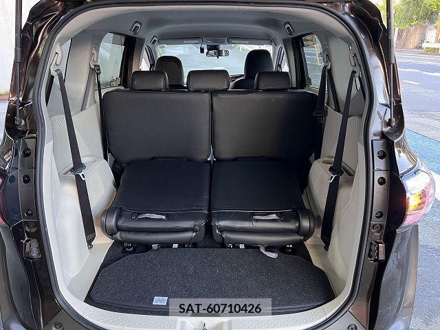 Toyota SIENTA 2017-09 329224-23