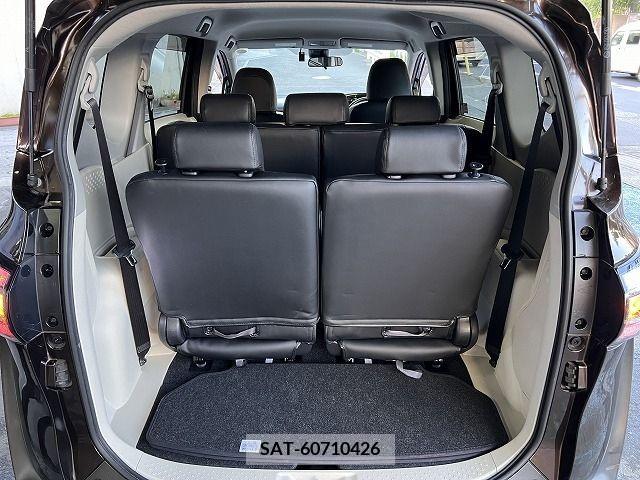 Toyota SIENTA 2017-09 329224-22