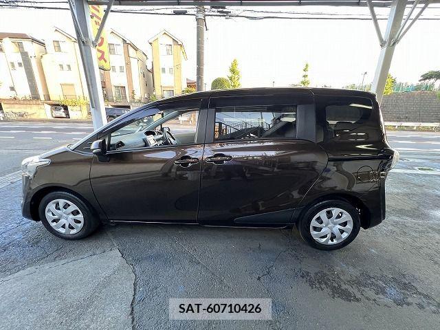 Toyota SIENTA 2017-09 329224-8