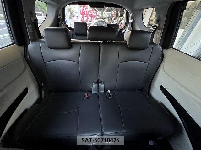 Toyota SIENTA 2017-09 329224-26