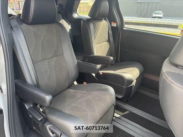 Toyota ESTIMA 2019-12 359875-13