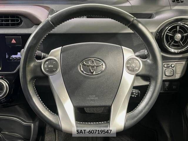Toyota AQUA 2015-11 225436-11