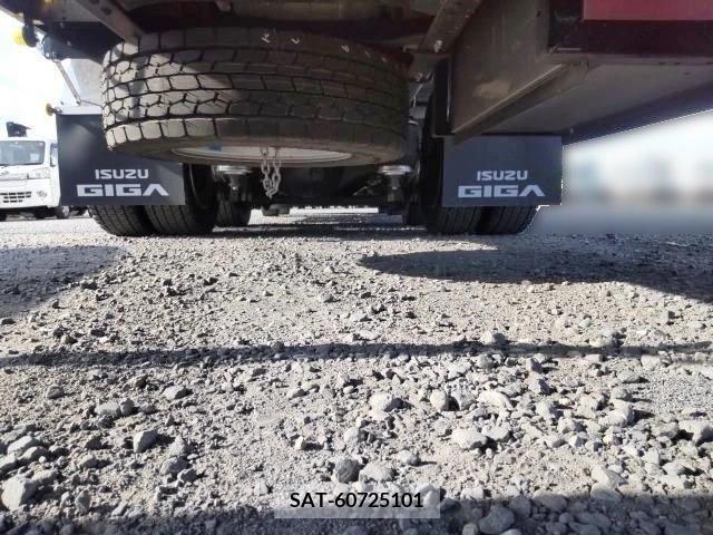 Isuzu GIGA 2022-10 206225-27