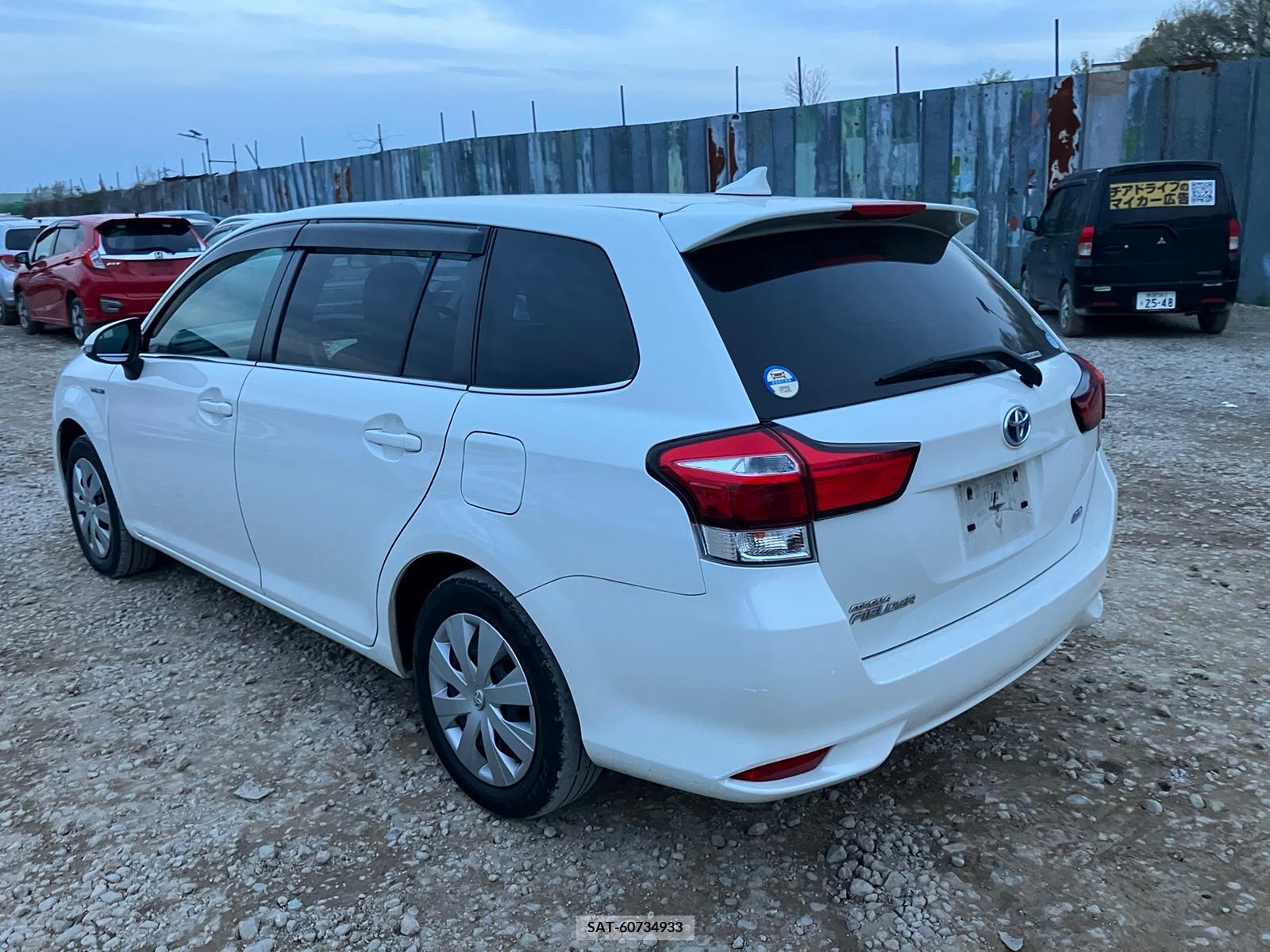 Toyota COROLLA FIELDER 2017-10 258276-2