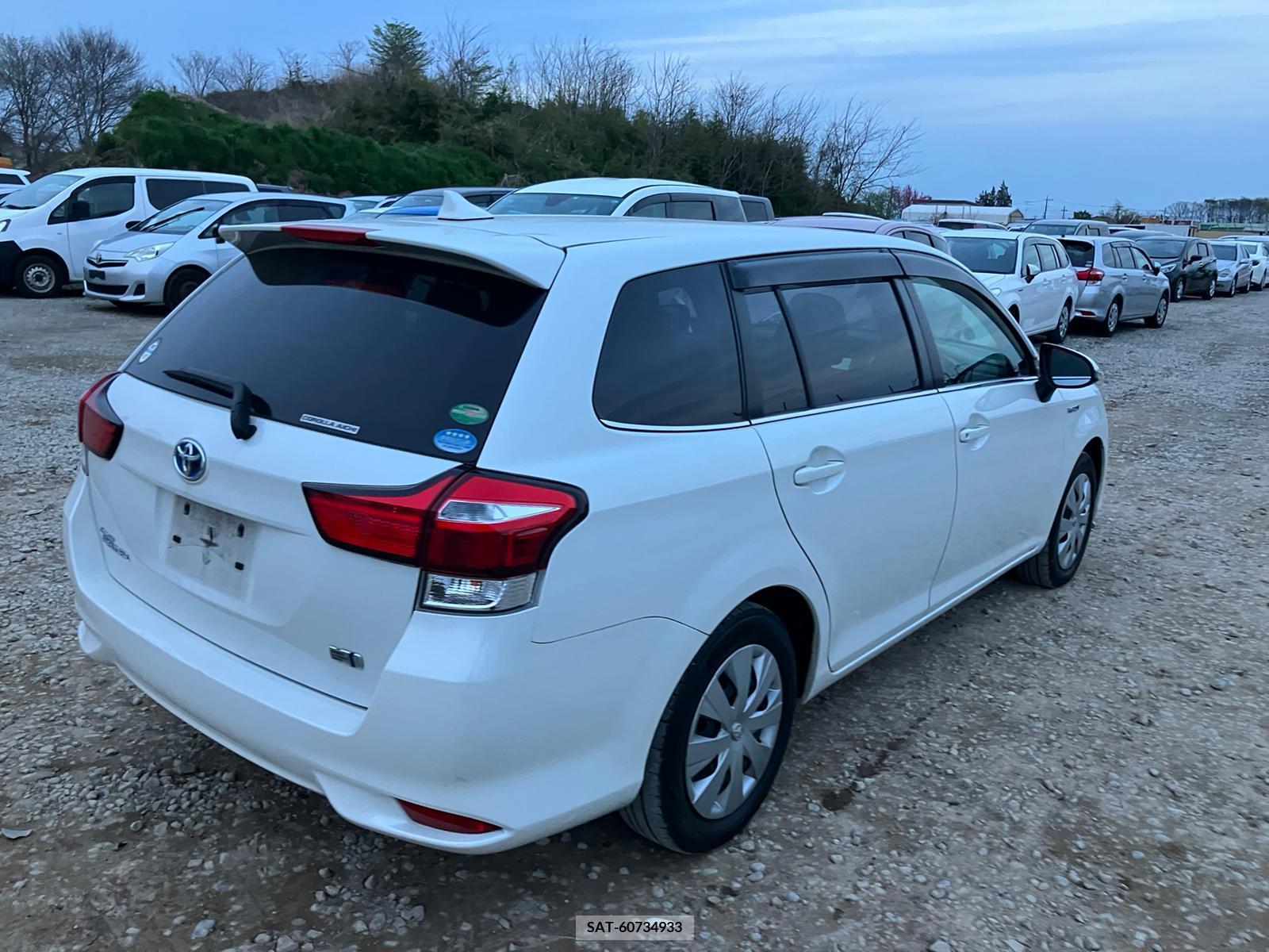 Toyota COROLLA FIELDER 2017-10 258276-3