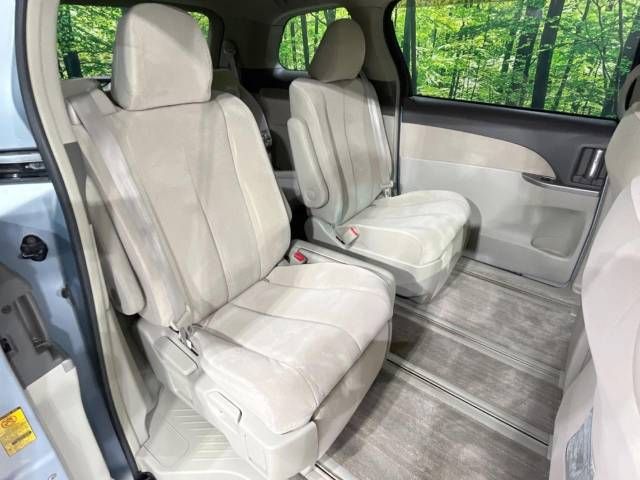 Toyota ESTIMA HYBRID 2012-02 189088-9