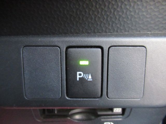 Toyota ROOMY 2019-11 27699-20