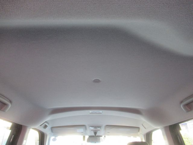 Toyota ROOMY 2019-11 27699-12