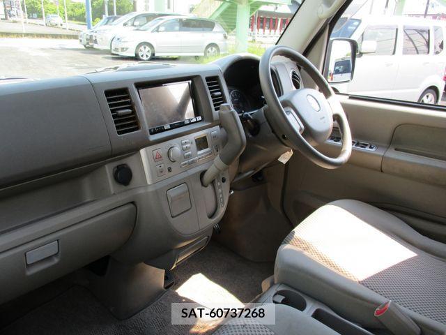 Suzuki EVERY WAGON 2010-12 301782-4