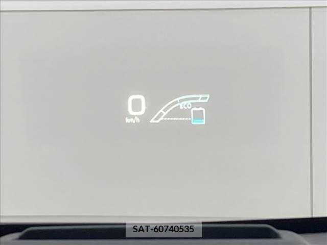 Toyota PRIUS 2017-09 366559-8