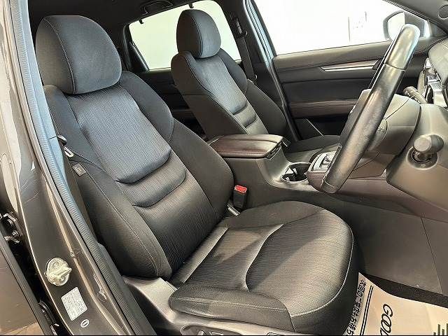 Mazda CX-8 2018-04 13120-8