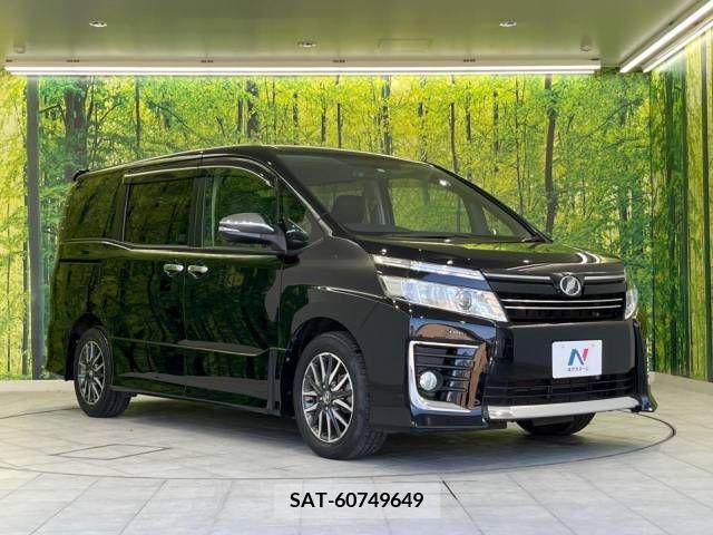 Toyota VOXY 2015-05 245207-15