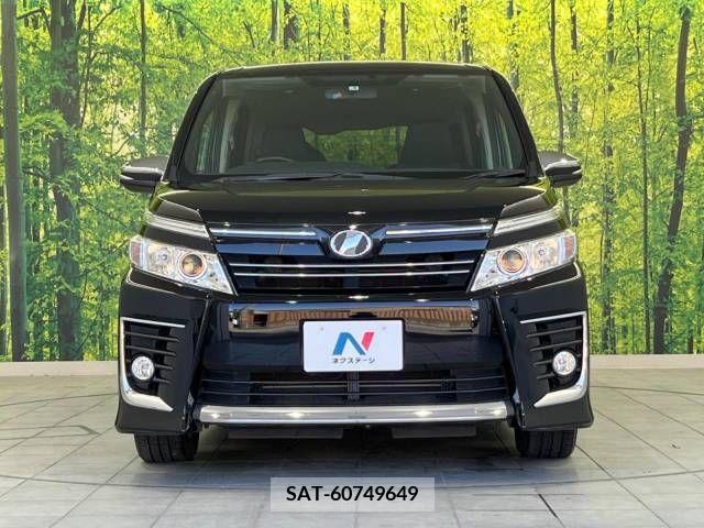 Toyota VOXY 2015-05 245207-13