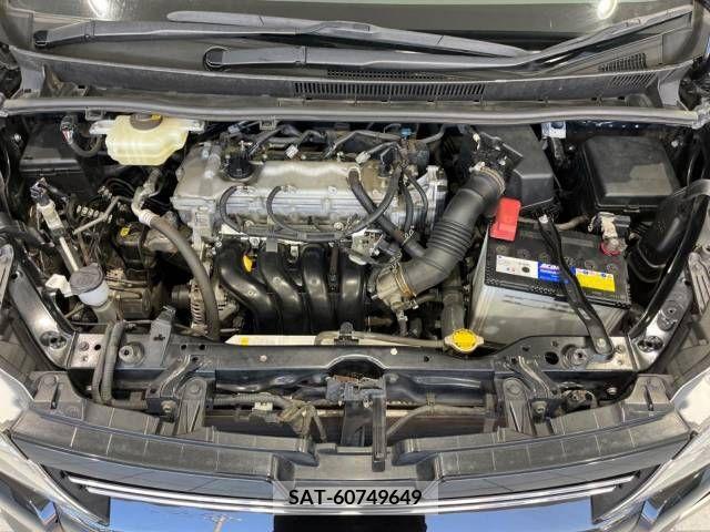 Toyota VOXY 2015-05 245207-17