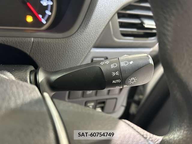 Toyota NOAH 2014-02 279476-15