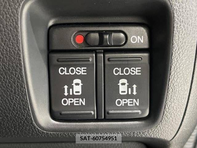 Honda N BOX CUSTOM 2014-10 339977-2
