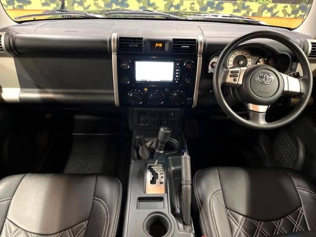 Toyota FJ CRUISER 2015-08 188321-1