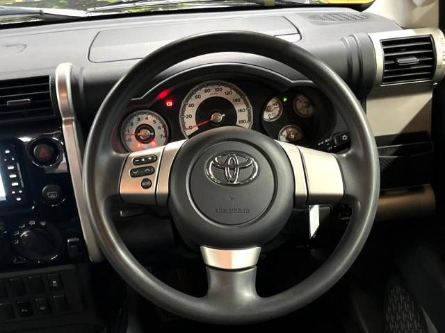 Toyota FJ CRUISER 2015-08 188321-11