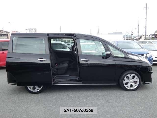 Mazda BIANTE 2012-01 261678-5
