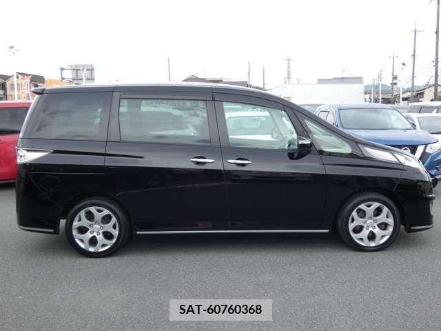 Mazda BIANTE 2012-01 261678-4