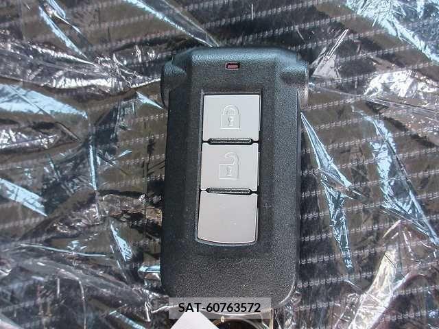 Nissan ROOX 2019-03 323899-19