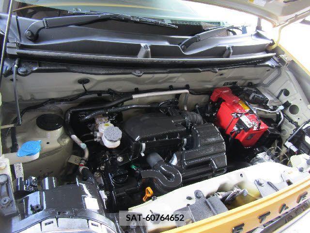 Suzuki HUSTLER 2019-04 391326-27