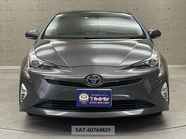 Toyota PRIUS 2017-11 326505-4