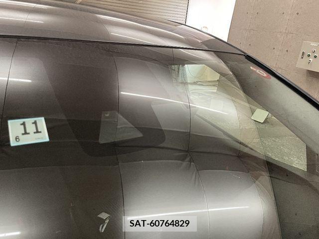 Toyota PRIUS 2017-11 326505-9