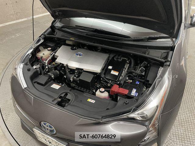 Toyota PRIUS 2017-11 326505-24