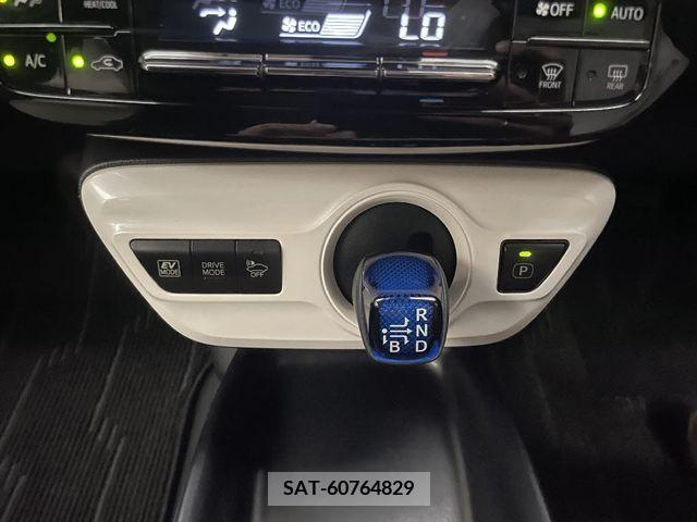 Toyota PRIUS 2017-11 326505-19