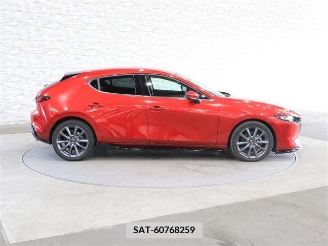 Mazda MAZDA3 2019-08 207706-8