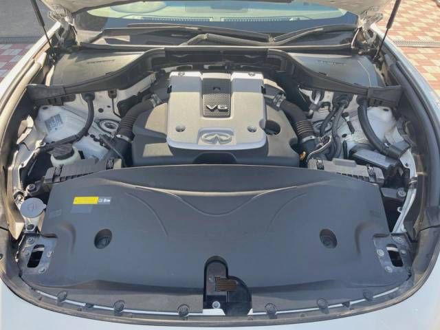 Nissan FUGA 2015-02 9177-18