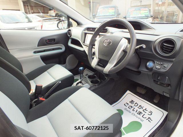 Toyota AQUA 2013-03 206474-8