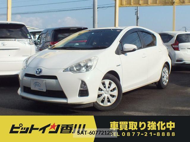 Toyota AQUA 2013-03 206474-0