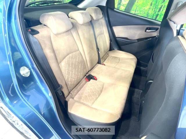 Mazda DEMIO 2016-11 378172-9