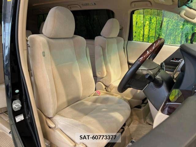 Toyota VELLFIRE 2013-09 369719-7