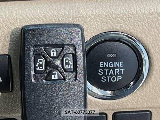 Toyota VELLFIRE 2013-09 369719-6