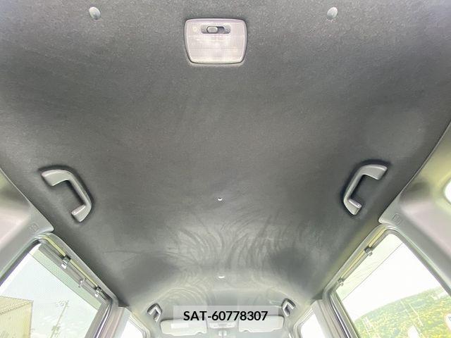 Honda N BOX CUSTOM 2018-11 234679-16