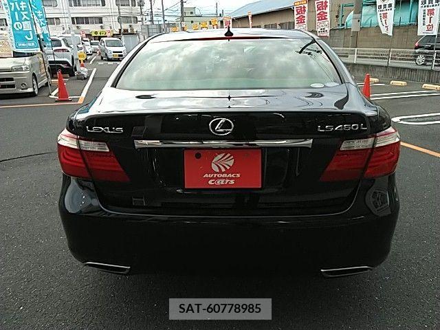 Lexus LS 2010-05 275406-4