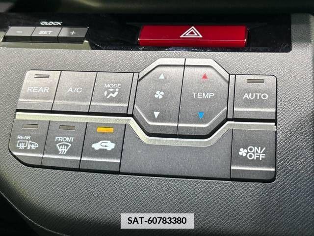 Honda e 2013-08 380416-6