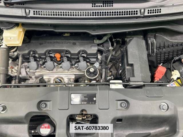 Honda e 2013-08 380416-19