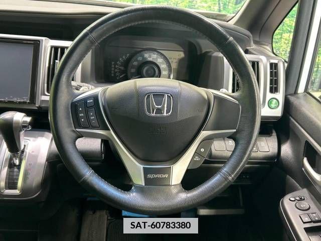 Honda e 2013-08 380416-12